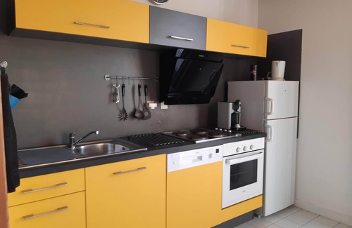 Sallertaine House | Bright 4-Room Apartment with Heated Pool & Ocean View