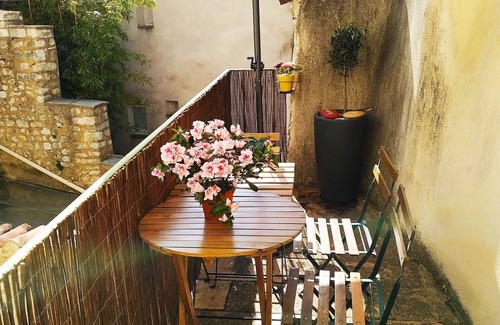 Quinson Apartment | Cozy Gite in the Heart of Gorges du Verdon for Families