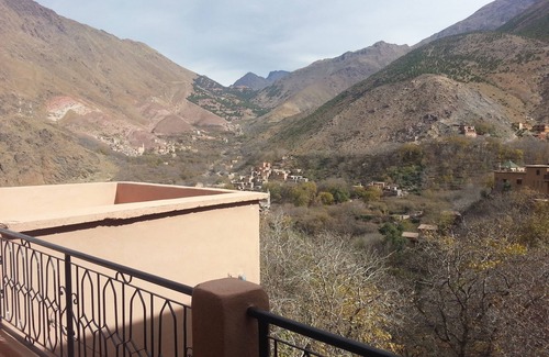 Azrar House | Charming Gite in the High Atlas with Family Berber Hospitality