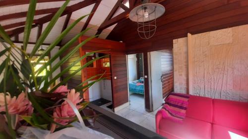 Port-Louis House | Gite INDIA: Family-Friendly Retreat with Pool Access