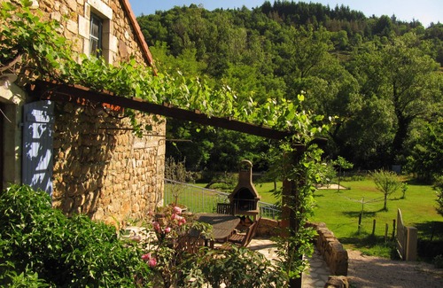 Desaignes Cottage | Discover Gîte Isabel Near Désaignes with Pool & Ocean View