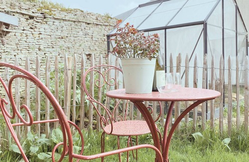 Bretteville-l'Orgueilleuse House | Relaxing Retreat at Gite: L'Érable Normand with Spa & Breakfast