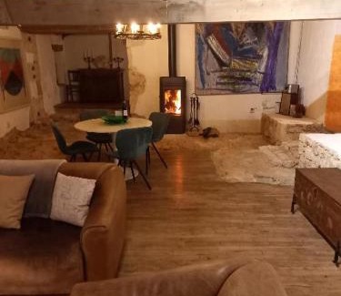 Saint-Beauzeil House | Experience Gite l'Embrassement with Oceanfront Views