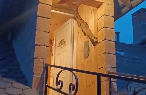 Mostuejouls Apartment | Gîte L'Eolien: Guest Rated 10/10 with Pool & Breakfast