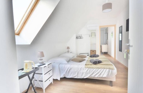 Saint-Quentin-en-Tourmont House | Charming Gite L' Echo des 2 Baies: Guest Rated 9.8/10
