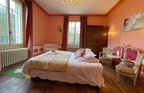 Saint-Andre-les-Vergers Hotel | Gite L'Instant Champenois: Oceanfront Retreat with Spa