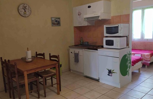 Regusse Cottage | Gîte l'olivier: Your Oasis Near Verdon's Scenic Wonders