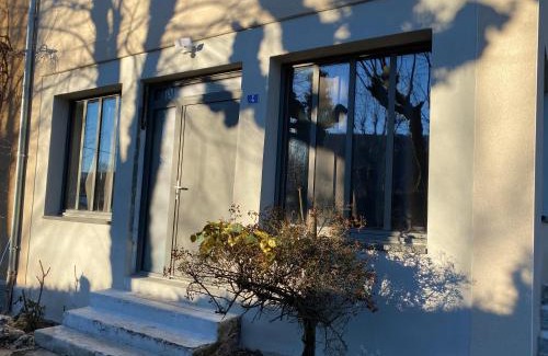 Ornans Apartment | Pet-Friendly Gite l ORIGINE with Excellent 9/10 Ratings