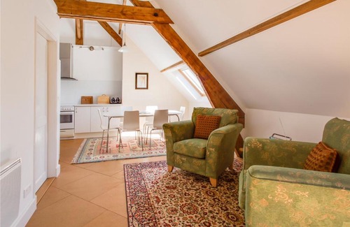 Saulge Apartment | Inviting Stay at Gite la Brasserie with Breakfast Included