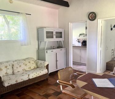 Varaignes House | Gite La Cascade