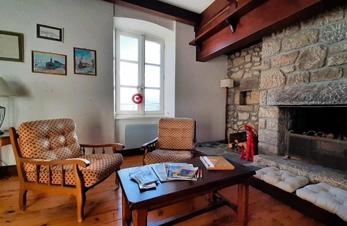 Le Chambon-sur-Lignon Apartment | Gite La Coustourelle: Family-Friendly Village Getaway