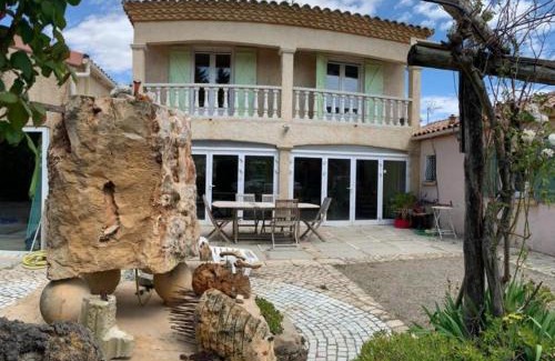 Peyriac-de-Mer House | Discover LA FONTAINE: Pet-Friendly Getaway with Pool