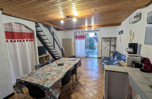 Roquefort-des-Corbieres House | Gîte La Capelle for 7 People, with Pool