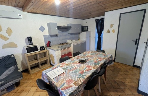 Roquefort-des-Corbieres House | Gîte La Capelle for 7 People, with Pool