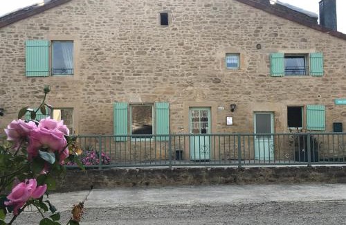 Flassigny House | Guest Rated: 9.7 for Gite La Fraiseraie with Hot Tub
