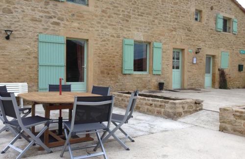 Flassigny House | Guest Rated: 9.7 for Gite La Fraiseraie with Hot Tub