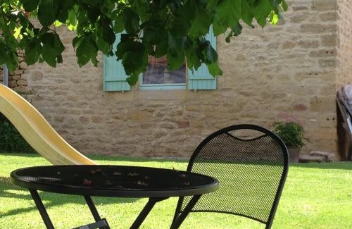 Flassigny House | Guest Rated: 9.7 for Gite La Fraiseraie with Hot Tub