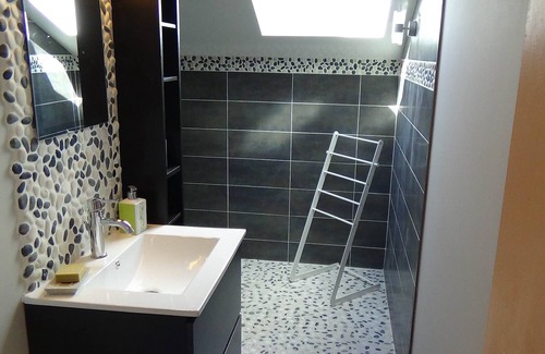 Aurice House | Gite la grange de Pachon: Pet-Friendly Retreat with Pool