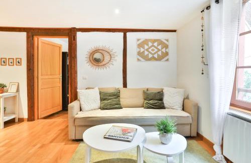 Kaysersberg-Vignoble Apartment | Child-Friendly Gite "La Maison Jaune" in Kaysersberg