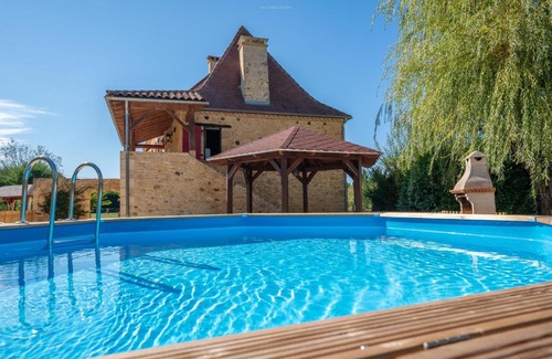 Siorac-en-Perigord Apartment | Family-Friendly Gite La Périgourdine with Pool & Hot Tub