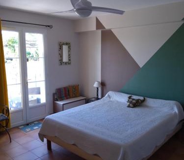 Mouries House | Discover Gite La RESTANCO: Oceanfront Bliss Awaits