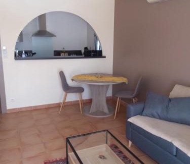 Mouries House | Discover Gite La RESTANCO: Oceanfront Bliss Awaits
