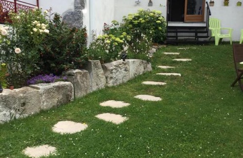 Saint-Esteben House | Budget-Friendly Retreat at Gite Larrondoa - Rated 8.8/10