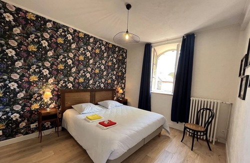 Lavault-Sainte-Anne Cottage | Gite Lavault-Sainte-Anne, 2 bedrooms, 4 persons