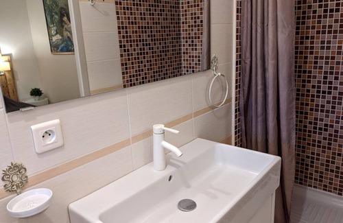 Apt Cottage | Gîte Le Bosquet: Top Rated Stay with Pool & Spa Amenities