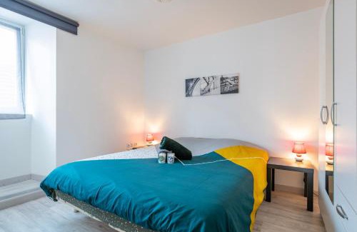 Marmoutier Apartment | Stylish Gite Le Carpe Diem in City Center with Wifi & Netflix