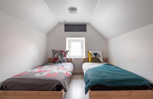 Marmoutier Apartment | Stylish Gite Le Carpe Diem in City Center with Wifi & Netflix