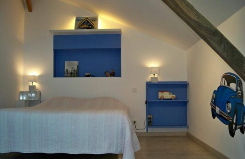 Le Champ-Saint-Pere Cottage | Gite Le Champ-Saint-Père, 4 bedrooms, 8 persons