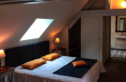 Contres Cottage | Cozy Gite Le Controis-en-Sologne: Ideal for Family Getaways