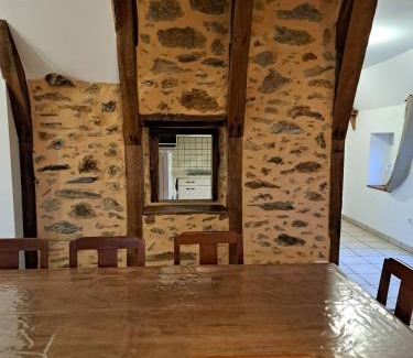 Almont-les-Junies House | Gite Le Ginestou