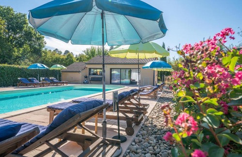 Siorac-en-Perigord House | Inviting Gite Le Loft at Domaine Benester with Pool Access