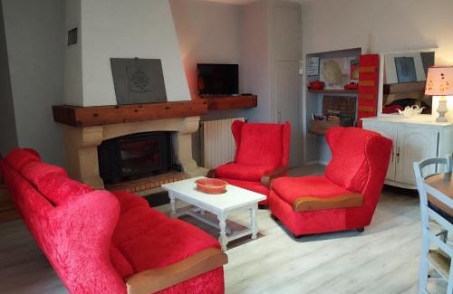 Martrin House | Child-Friendly Gite Le Lucimond - Guest Rated 9/10