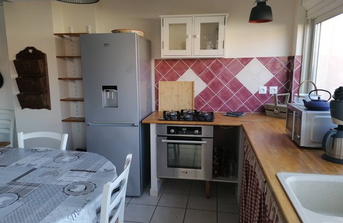 Cazouls-les-Beziers House | Oceanfront Retreat at Gite le Magasin - Guest Rated 10/10