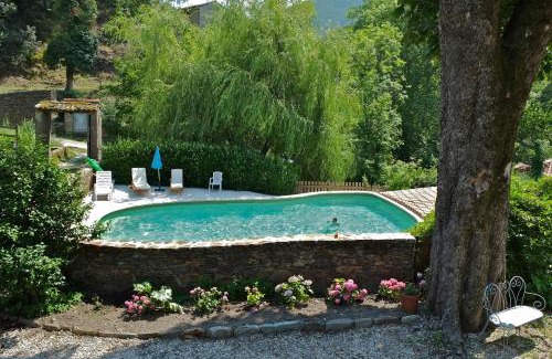 Valleraugue House | Discover Gite Le Clarou: Oceanfront Retreat with Pool
