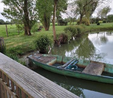 La Poueze House | Discover Gite le Nid de l'Erdre: Oceanfront Escape Awaits