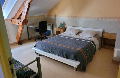 La Poueze House | Discover Gite le Nid de l'Erdre: Oceanfront Escape Awaits