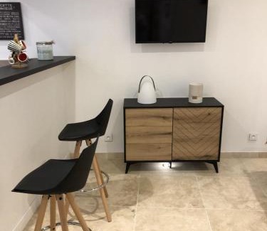 Mer Apartment | Cozy Gite Le Petit Relais: Guest Rated 8.9, Child Friendly