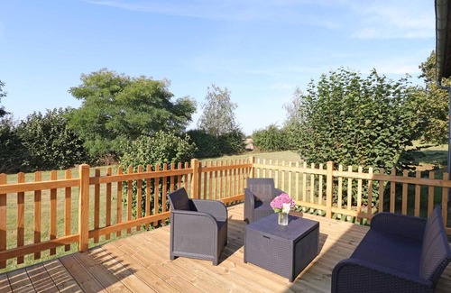 Le Pin-la-Garenne Cottage | Guest Rated 10/10: Gite Le Pin-la-Garenne with Spa & Breakfast