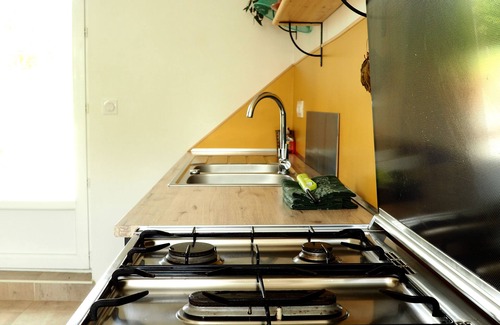 Neuville-sur-Sarthe House | Idyllic Country House Near Downtown Le Mans - Pet Friendly