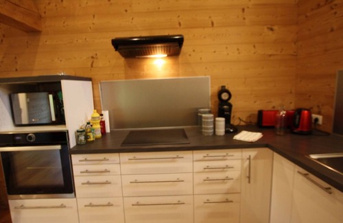Le Thillot Cottage | Cozy Gite Le Thillot: Family-Friendly Getaway for 4