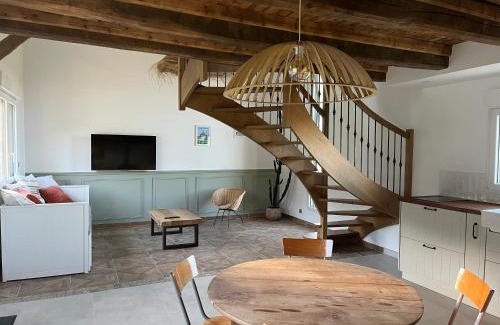 La Gohanniere House | Gite les bois d'Orceil: Family-Friendly 4-Star Retreat