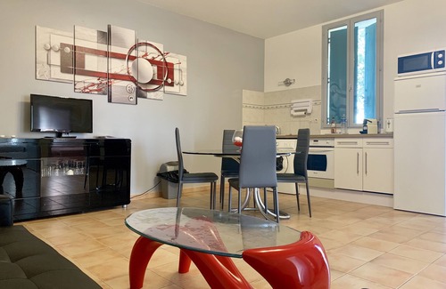 Le Cres House | Relaxing Gite Les Chênes with Pool Near Montpellier