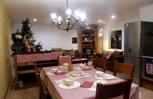 Neuwiller-les-Saverne House | Pet-Friendly Gite les Cigognes with Top-Notch Amenities