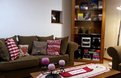 Neuwiller-les-Saverne House | Pet-Friendly Gite les Cigognes with Top-Notch Amenities