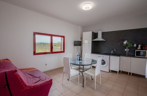 Le Cres Cottage | Gite Les Cigales: Poolside Retreat Near Montpellier