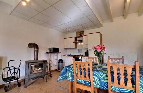 Quedillac House | Gite Les Deux Pins de Trémel: Family-Friendly Retreat with Pool